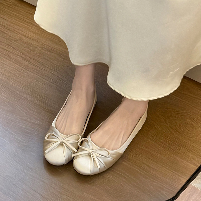 Embroidery Flat Shoes - 2026 Nowe satynowe baleriny z kokardą,